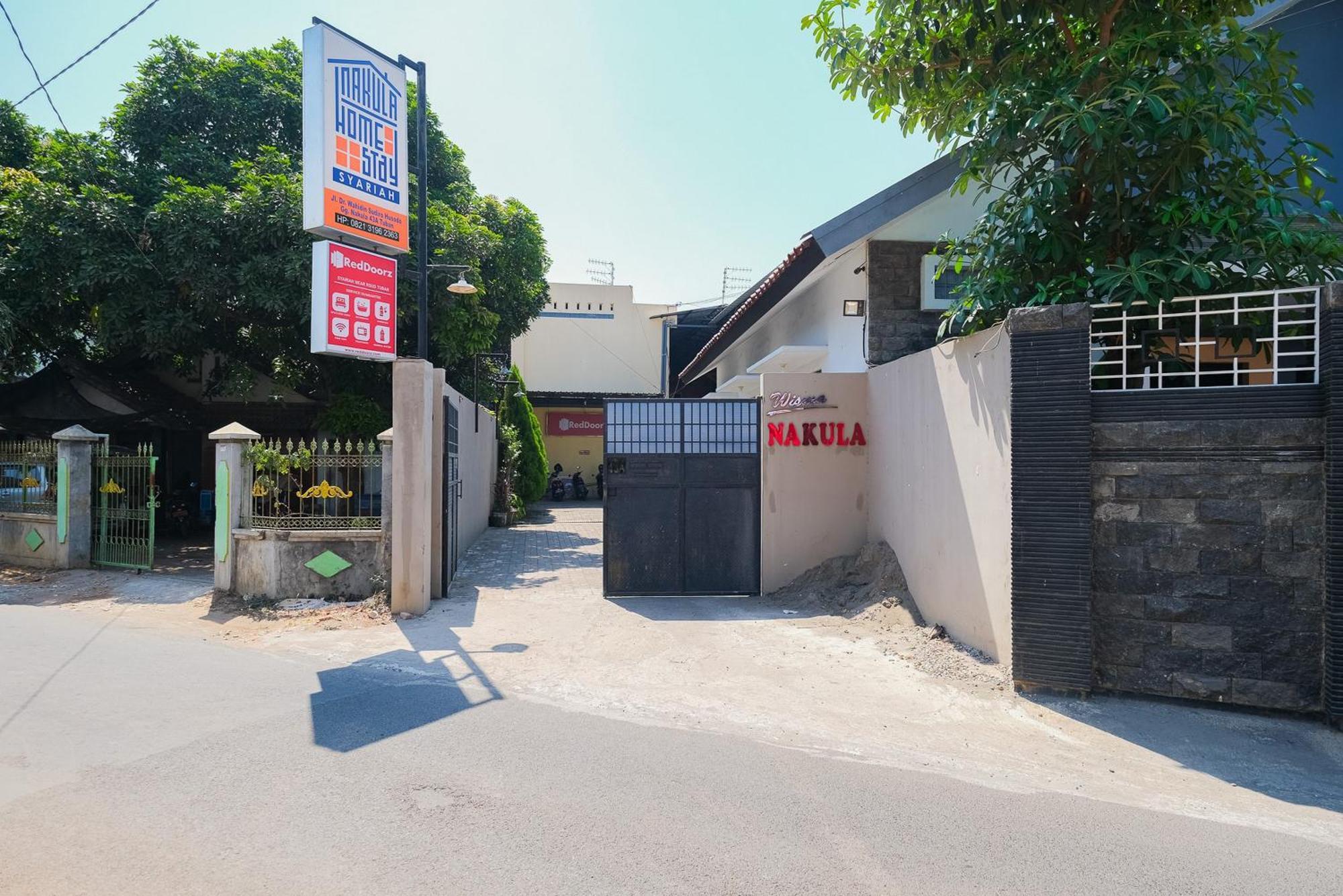 Reddoorz Syariah Near Rsud Tuban Hotel Tuban  Exterior photo