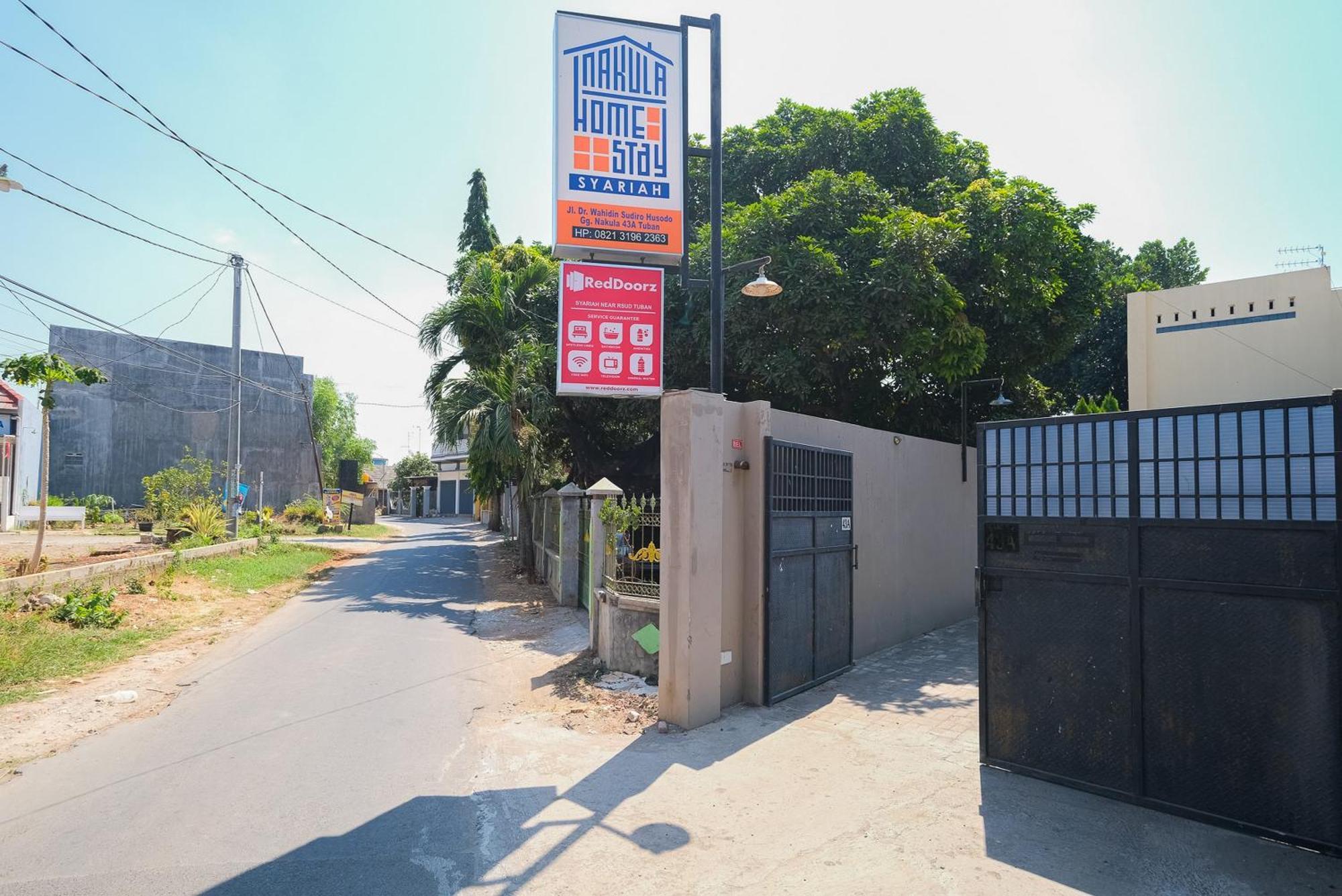 Reddoorz Syariah Near Rsud Tuban Hotel Tuban  Exterior photo